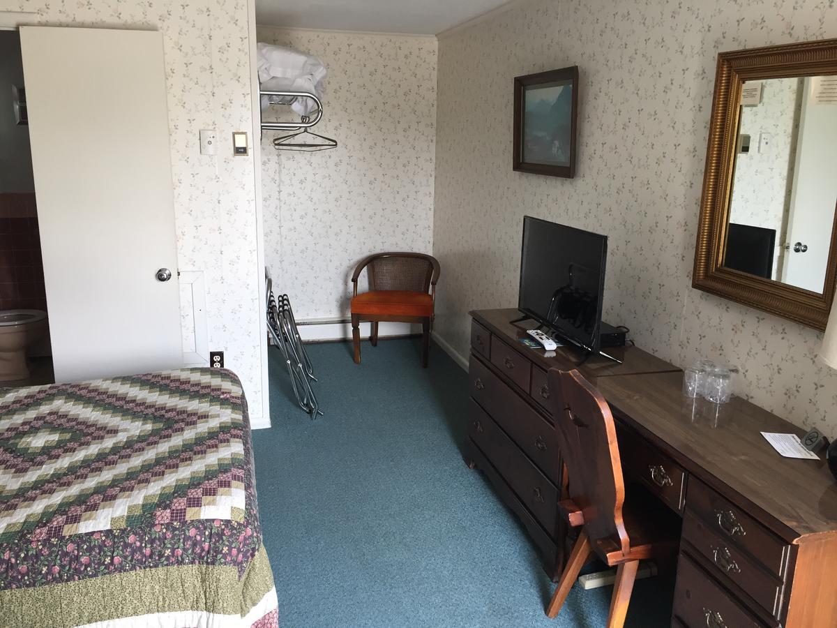Swiss Inn Londonderry ภายนอก รูปภาพ